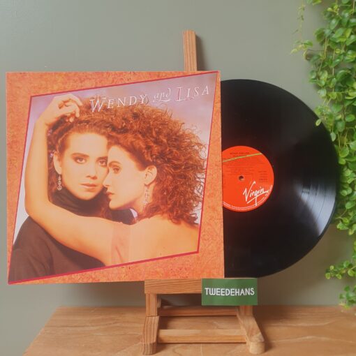 Wendy and Lisa | Titelloos Debuutalbum - Afbeelding 5